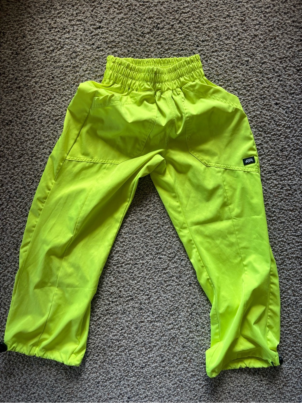 TIGER FRIDAY- Thrive Jogger- color highlighter, size child Large